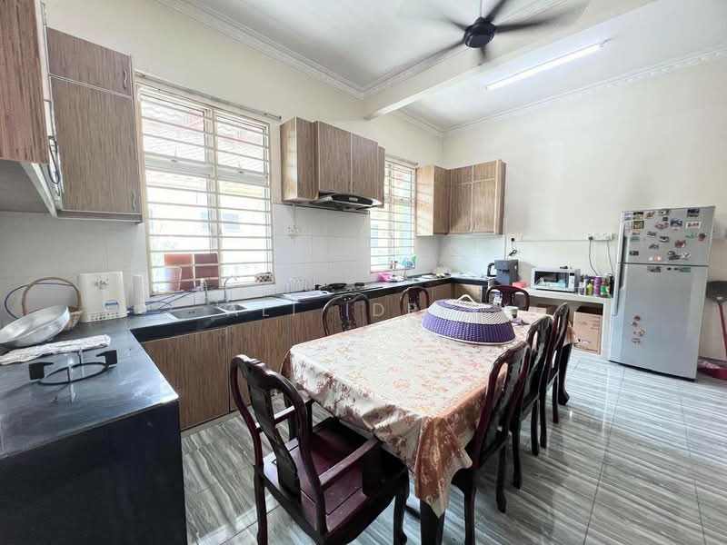 Taman Bangi Villa untuk Untuk Dijual - RM 1,990,000, Feb 2026 - Kitchen - PropertyGuru.com.my