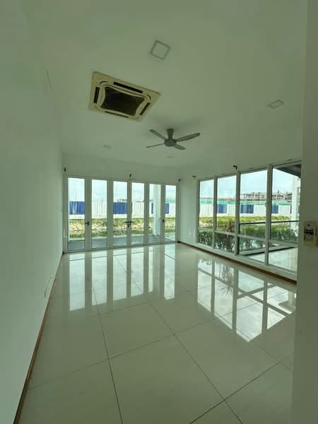 Isola Villa @ Senibong Cove untuk Untuk Dijual - RM 3,800,000, Feb 2026 - Living Room - PropertyGuru.com.my