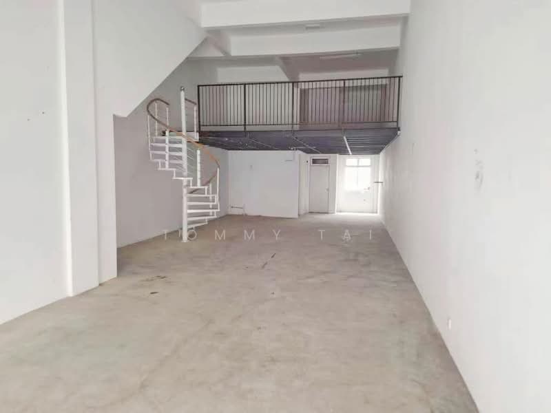 Shop for Rent in Taman Mount Austin (Tebrau) - Tommy Tai - Interior - PropertyGuru.com.my