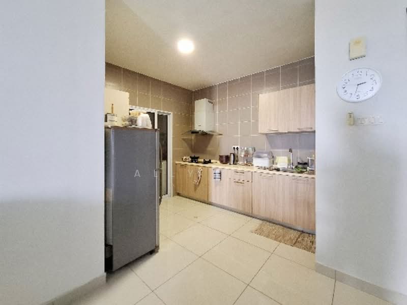 Condominium for Sale at Aurora Residence @ Lake Side City - Ally Lee - Kitchen - PropertyGuru.com.my