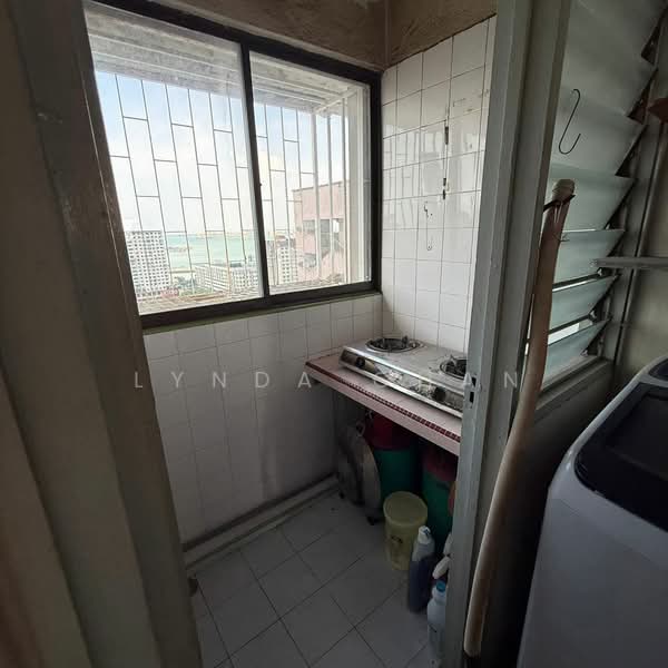 Gat Lebuh Macallum untuk Untuk Dijual - RM 200,000, Feb 2026 - Balcony - PropertyGuru.com.my