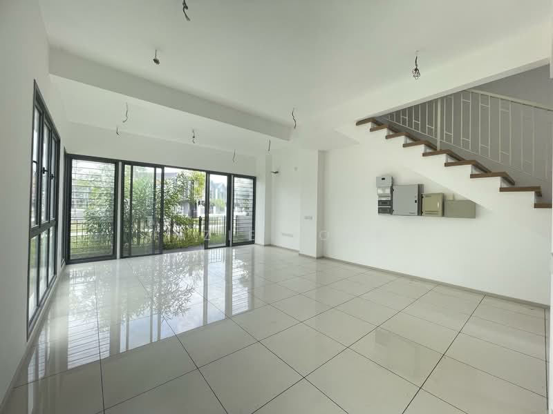 Terraced House for Sale in Shah Alam (Selangor) - Fazie Noor - Living Room - PropertyGuru.com.my