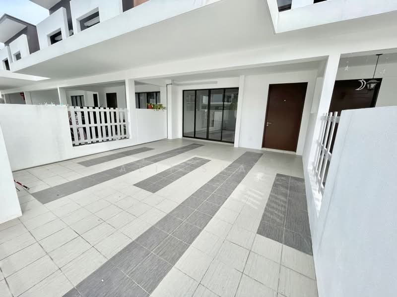 2-storey Terraced House for Sale in Setia Ecohill (Semenyih) - Alif Saad - Exterior - PropertyGuru.com.my