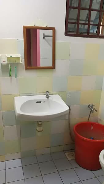 Apartment for Rent at Cengal Apartment - Tabber Tan - Bathroom - PropertyGuru.com.my