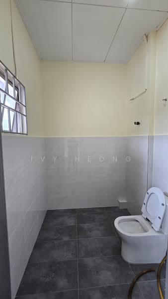 Semi-Detached House for Sale in Bandar Kinrara (Selangor) - Ivy Heong - Bathroom - PropertyGuru.com.my