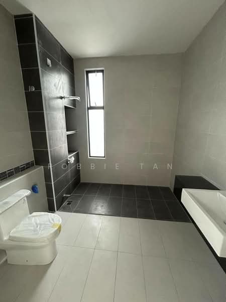 2-storey Terraced House for Sale in Taman Desa Tebrau (Tebrau) - Robbie Tan - Bathroom - PropertyGuru.com.my