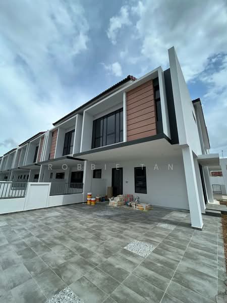 2-storey Terraced House for Sale in Taman Desa Tebrau (Tebrau) - Robbie Tan - Exterior - PropertyGuru.com.my