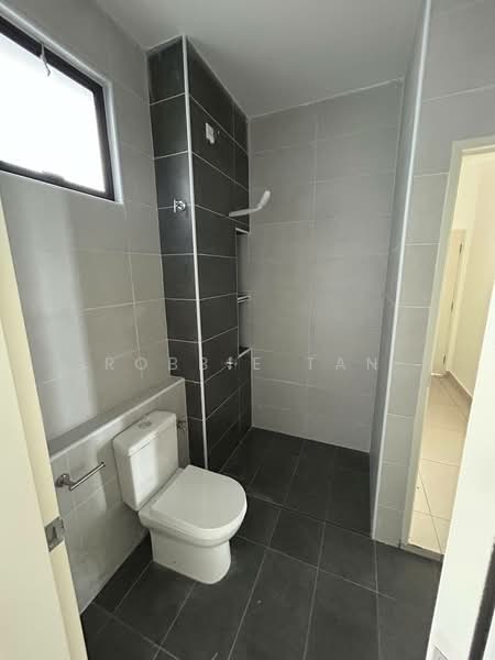 2-storey Terraced House for Sale in Taman Desa Tebrau (Tebrau) - Robbie Tan - Bathroom - PropertyGuru.com.my