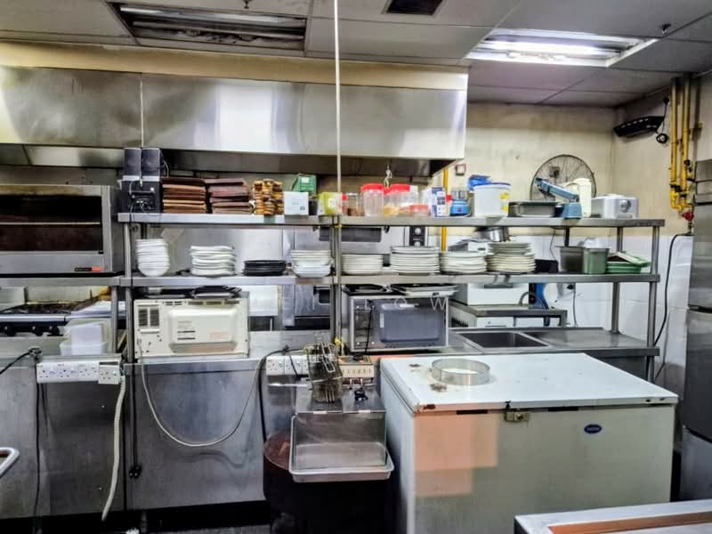 Centrestage Petaling Jaya untuk Untuk Disewa - RM 18,000 /bulan, Mac 2026 - Kitchen - PropertyGuru.com.my