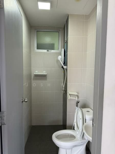 Residensi Vista Wirajaya untuk Untuk Disewa - RM 2,199 /bulan, Feb 2026 - Bathroom - PropertyGuru.com.my