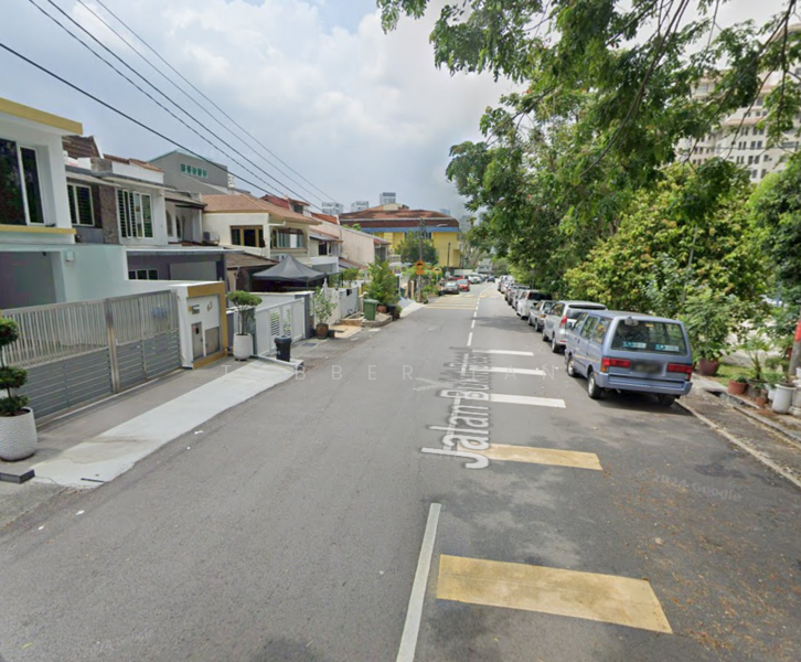 Rumah Teres 2 Tingkat untuk Disewa di Taman Bukit Desa (Taman Desa) - Tabber Tan - Exterior - PropertyGuru.com.my