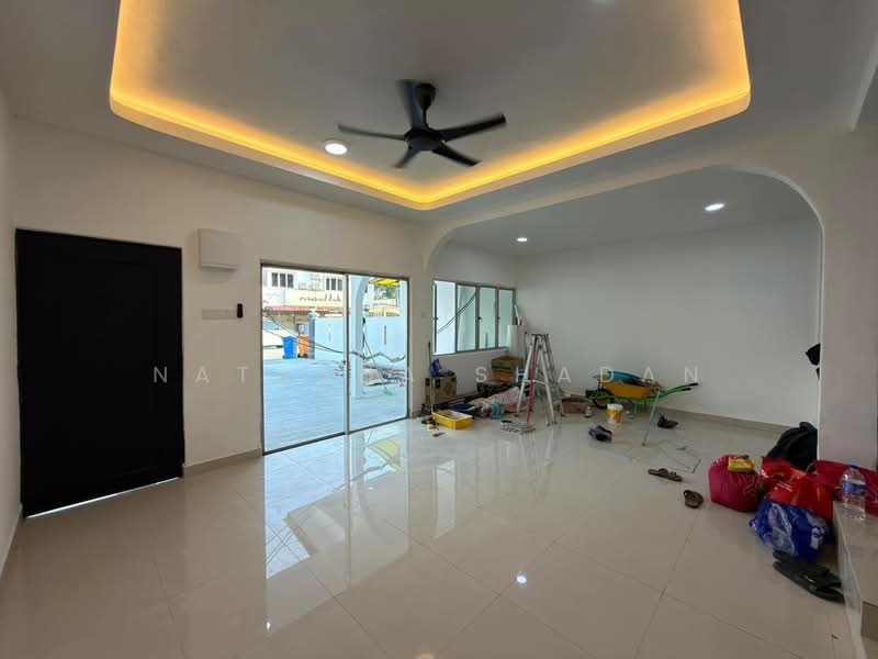 Seksyen 4 Shah Alam untuk Untuk Dijual - RM 688,888, Feb 2026 - Living Room - PropertyGuru.com.my