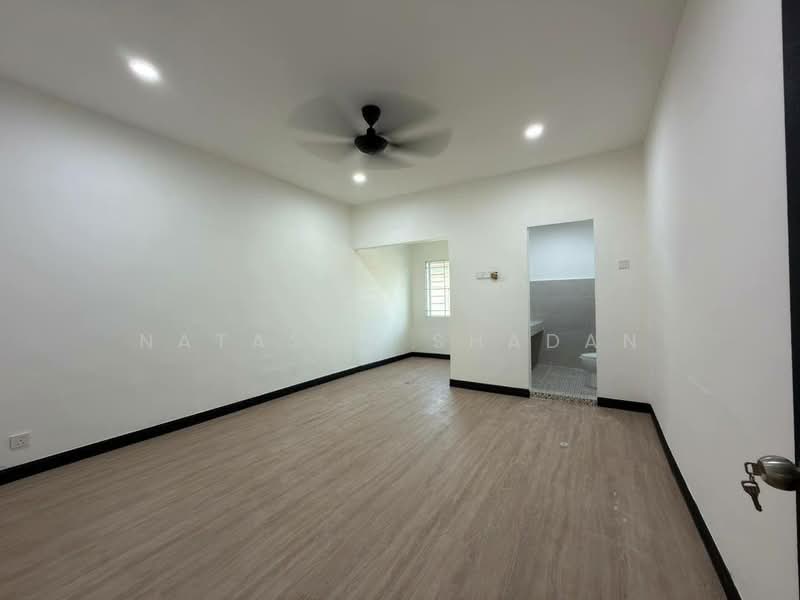 Seksyen 4 Shah Alam untuk Untuk Dijual - RM 688,888, Feb 2026 - Interior - PropertyGuru.com.my