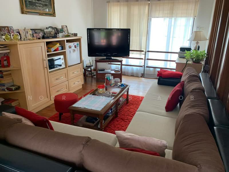 Bungalow for Sale in Bukit Gita Bayu (Seri Kembangan) - Noor Aini Bt Ayob - Living Room - PropertyGuru.com.my