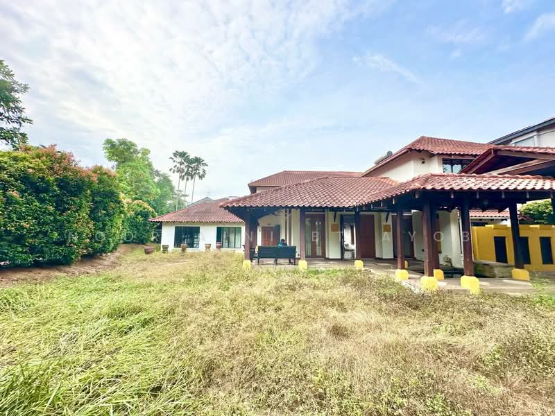 Bungalow for Sale in Bukit Gita Bayu (Seri Kembangan) - Noor Aini Bt Ayob - Exterior - PropertyGuru.com.my