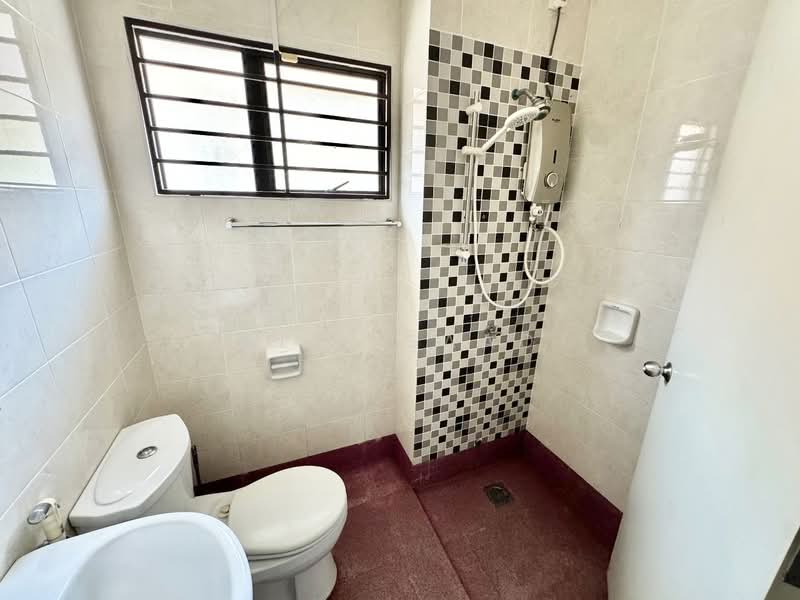 Alam Sari untuk Untuk Dijual - RM 669,000, Feb 2026 - Bathroom - PropertyGuru.com.my