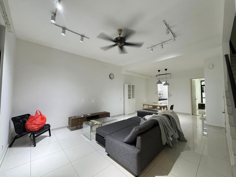Eco Summer untuk Untuk Disewa - RM 3,800 /bulan, Feb 2026 - Living Room - PropertyGuru.com.my