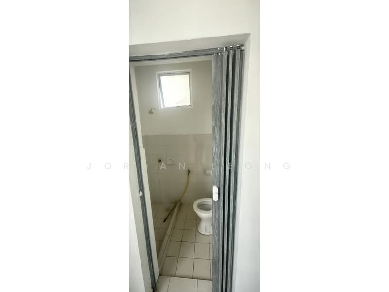 Pangsapuri Lagoon Perdana untuk Untuk Dijual - RM 188,000, Feb 2026 - Bathroom - PropertyGuru.com.my