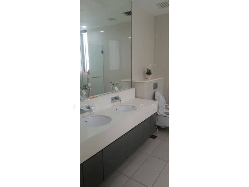 Icon Residence untuk Untuk Disewa - RM 5,000 /bulan, Feb 2026 - Bathroom - PropertyGuru.com.my