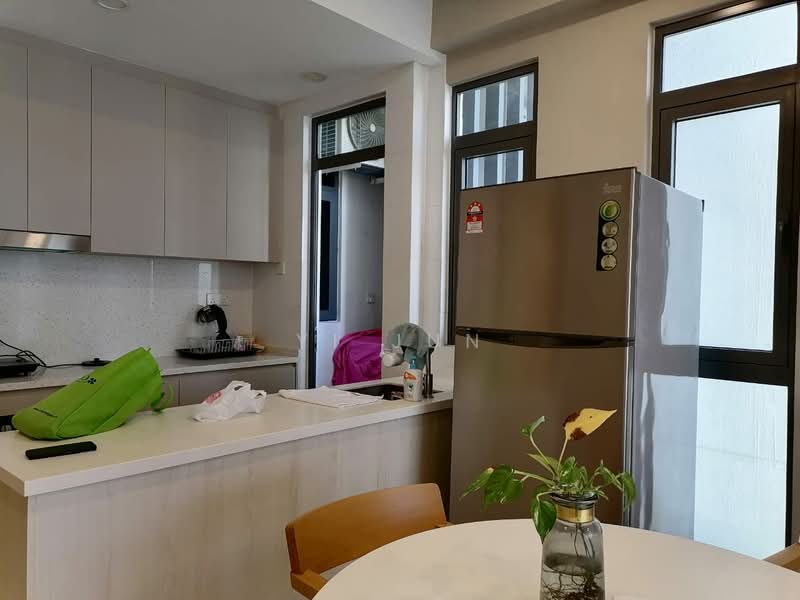 Condominium for Rent at Vivo Residential Suites - Yi Jun - Kitchen - PropertyGuru.com.my