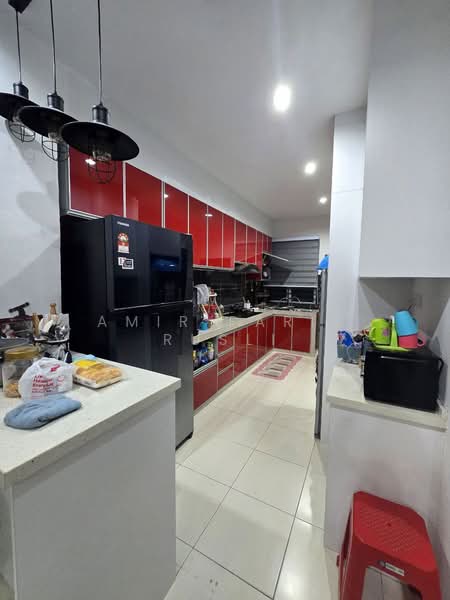 2-storey Terraced House for Sale in Taman Scientex Senai (Senai) - Amir Faris Rusli - Kitchen - PropertyGuru.com.my