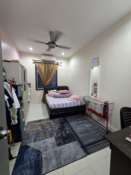 2-storey Terraced House for Sale in Taman Scientex Senai (Senai) - Amir Faris Rusli - Bedroom - PropertyGuru.com.my