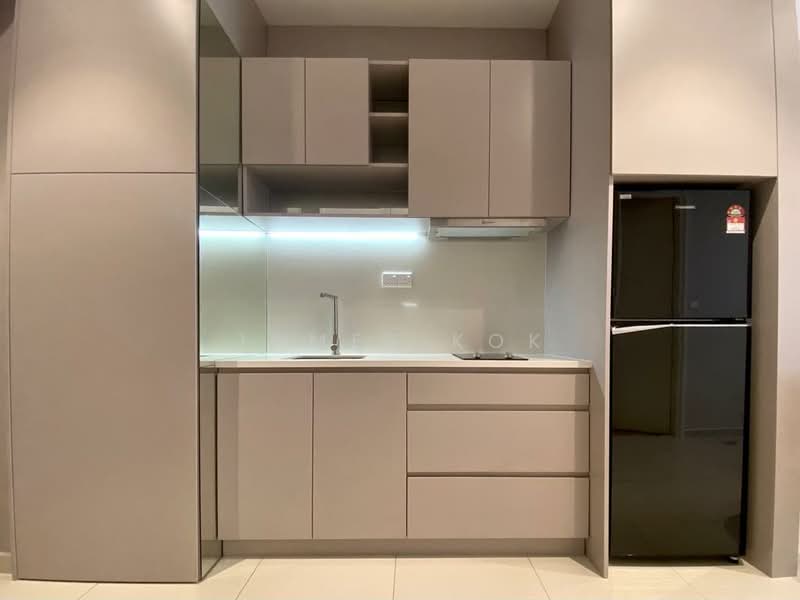 Servis Apartment untuk Disewa di Hill10 Residence @ i-City - James Kok - Kitchen - PropertyGuru.com.my