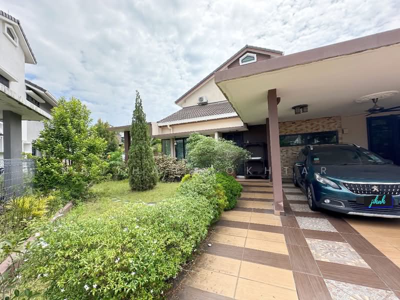 Bungalow for Sale in Puncak Alam (Selangor) - Najihah Mokhtar - Exterior - PropertyGuru.com.my