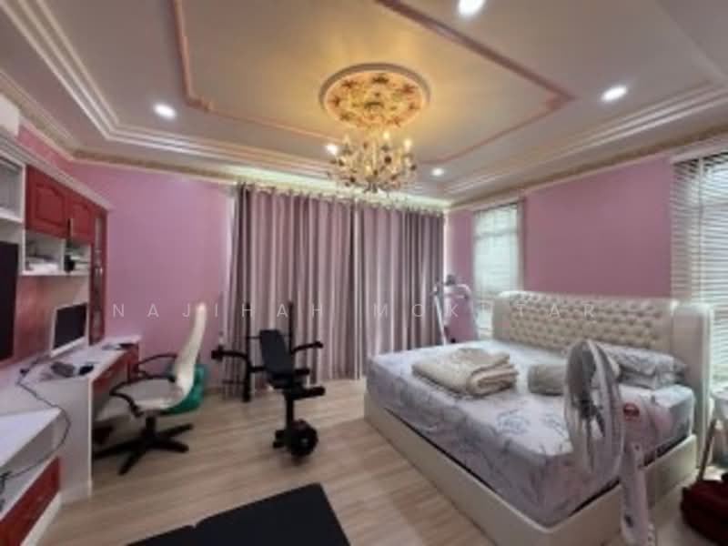 Bungalow for Sale in Puncak Alam (Selangor) - Najihah Mokhtar - Bedroom - PropertyGuru.com.my