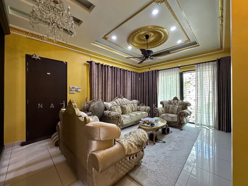 Bungalow for Sale in Puncak Alam (Selangor) - Najihah Mokhtar - Living Room - PropertyGuru.com.my