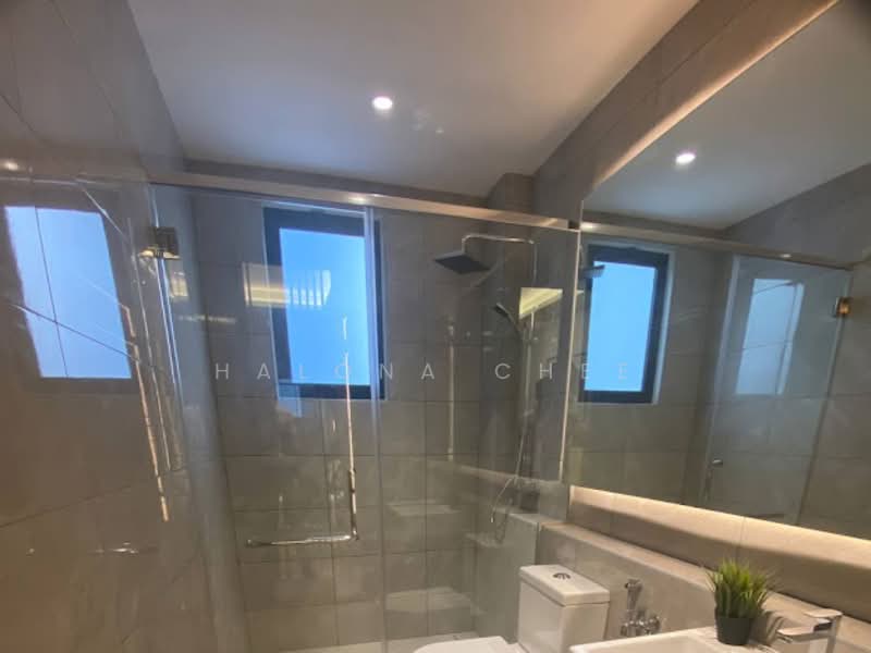 Service Residence for Sale at Parkland by the River - Halona Chee - Bathroom - PropertyGuru.com.my