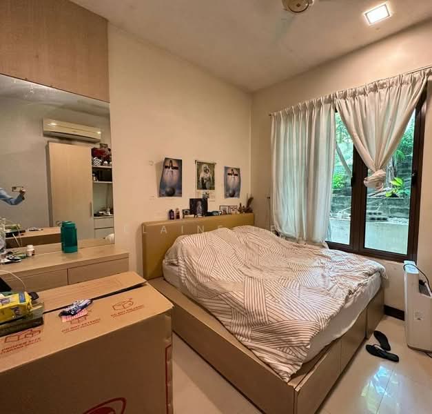 Bungalow for Sale in Mont Kiara (Kuala Lumpur) - Elaine Lee - Bedroom - PropertyGuru.com.my