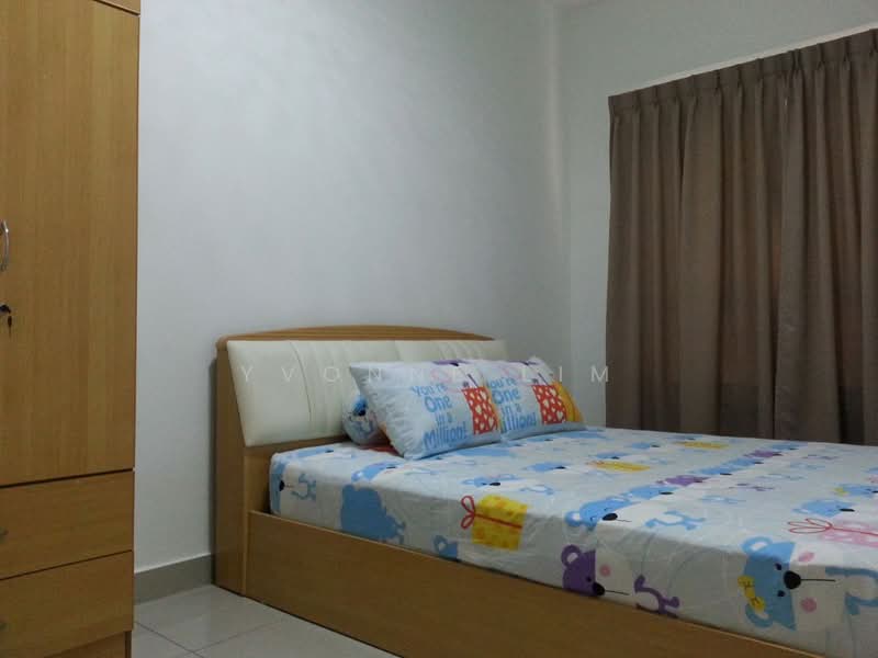 Apartment for Sale at Idaman Residence - Yvonne Lim - Bedroom - PropertyGuru.com.my