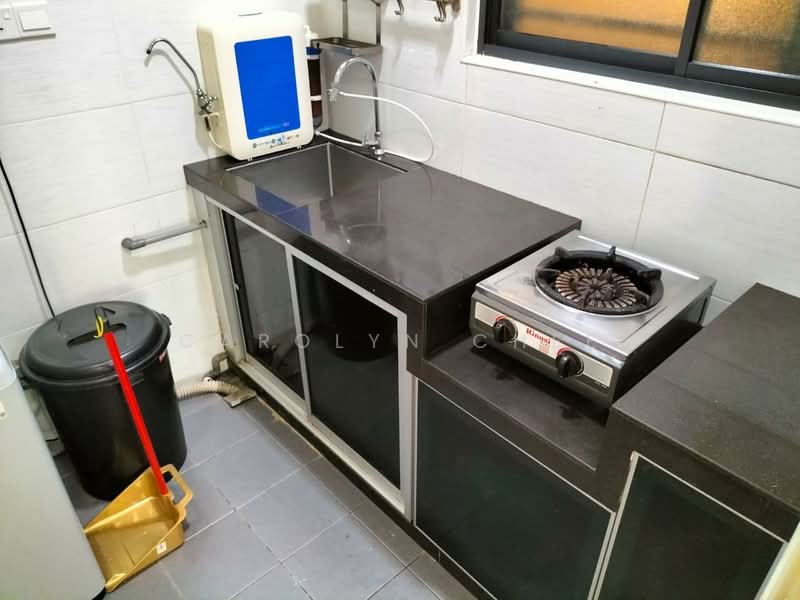 Kondominium untuk Disewa di Cristal Serin Residence - Carolyn Chee - Kitchen - PropertyGuru.com.my