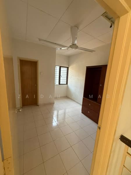 2-storey Terraced House for Sale in Bandar Puteri Klang (Klang) - Zaidah Ahmad - Interior - PropertyGuru.com.my