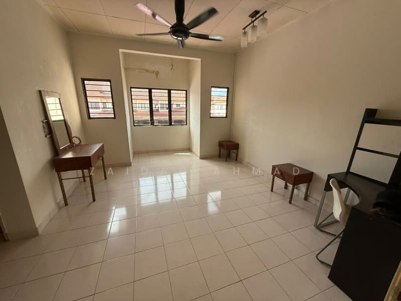 2-storey Terraced House for Sale in Bandar Puteri Klang (Klang) - Zaidah Ahmad - Interior - PropertyGuru.com.my