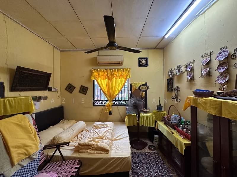 2-storey Terraced House for Sale in Taman Cempaka (Ampang) - Shaziery Iskandar - PropertyGuru.com.my