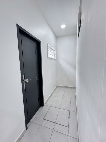 Taman Scientex Rawang untuk Untuk Disewa - RM 1,700 /bulan, Feb 2026 - Corridor - PropertyGuru.com.my