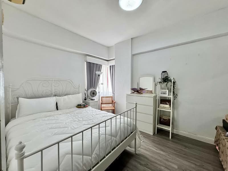 Condominium for Sale at Menara Polo - Ashraf Azwan - Bedroom - PropertyGuru.com.my