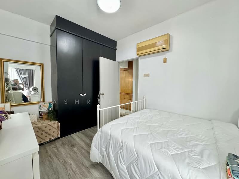 Condominium for Sale at Menara Polo - Ashraf Azwan - Bedroom - PropertyGuru.com.my