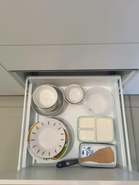 Service Residence for Rent at Aera Residence - Rex Tan - Kitchen - PropertyGuru.com.my