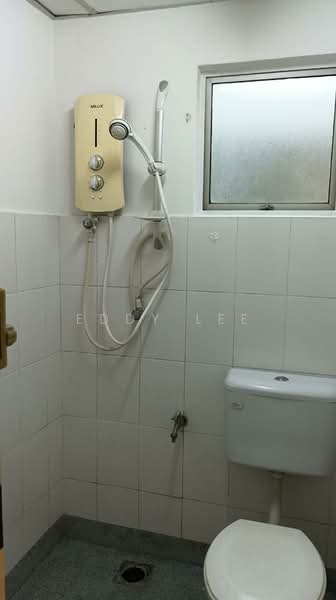 Condominium for Sale at Warisan City View - Eddy Lee - Bathroom - PropertyGuru.com.my