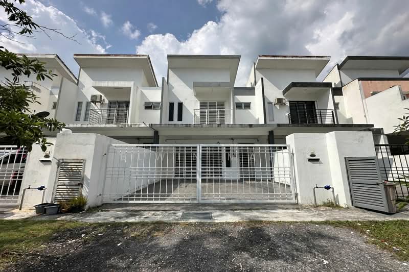 2-storey Terraced House for Sale in Rawang (Selangor) - Elwin Mah - Exterior - PropertyGuru.com.my