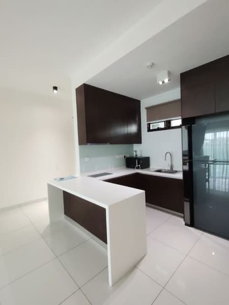 Servis Apartment untuk Disewa di Isola - Eleen Ooi - Kitchen - PropertyGuru.com.my