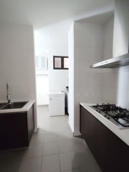 Servis Apartment untuk Disewa di Isola - Eleen Ooi - Kitchen - PropertyGuru.com.my