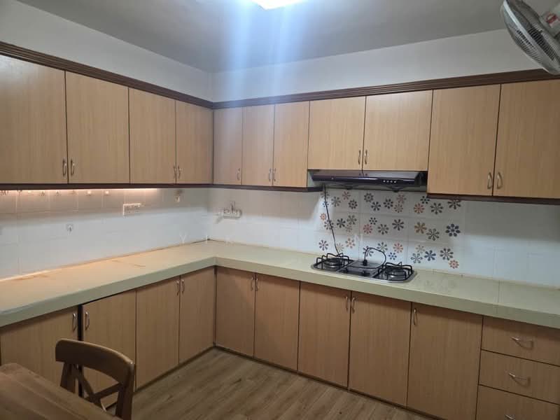 Condominium for Rent at Palm Spring @ Damansara - Yik Chan - Kitchen - PropertyGuru.com.my