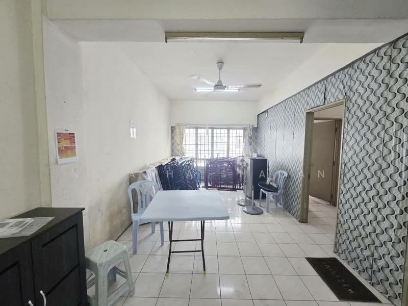 Apartment for Sale at Dataran Otomobil - Natasha Shadan - Living Room - PropertyGuru.com.my