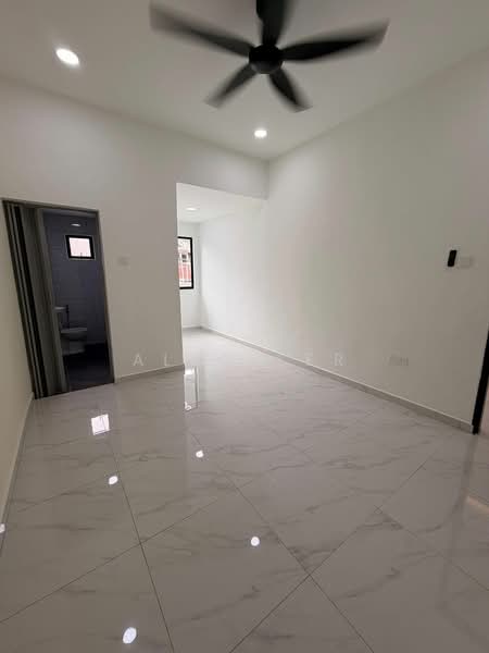1-storey Terraced House for Sale in Taman Skudai Baru (Skudai) - Alan Ler - Interior - PropertyGuru.com.my