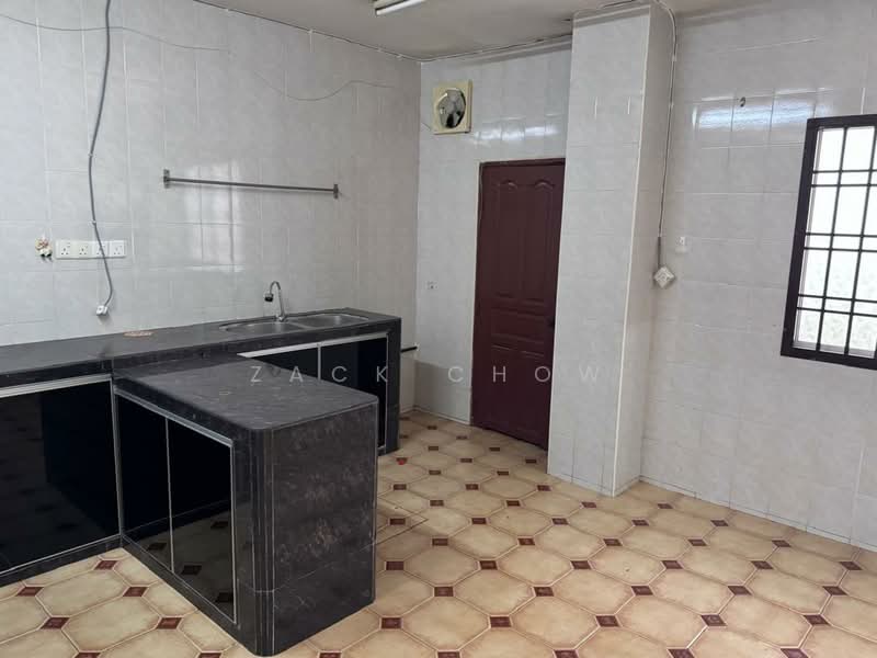 Kempas Lama untuk Untuk Dijual - RM 688,000, Feb 2026 - Kitchen - PropertyGuru.com.my