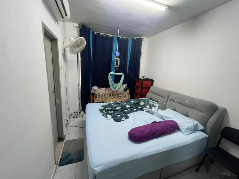 Apartment for Sale at Idaman Apartment - Danial Mohd Zaki - Bedroom - PropertyGuru.com.my